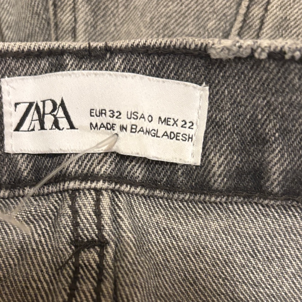 Zara Light Charcoal Denim Shorts with pockets - size 0 - Picture 11 of 11